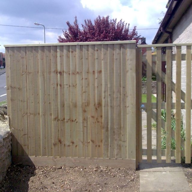 gate and fencing
